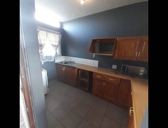 1 BEDROOM PROPERTY TO RENT IN SASOLBURG CENTRAL